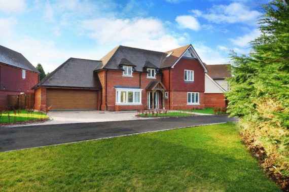 5 Bedroom Detached